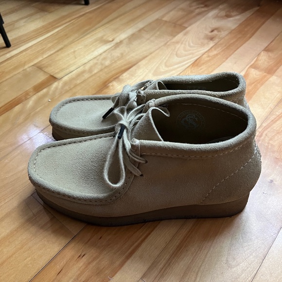 Clarks Wallabees Size US7/37 - Picture 5 of 5